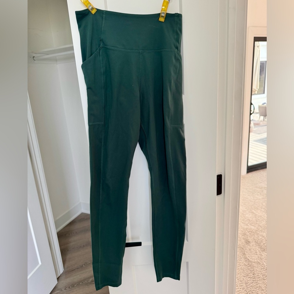 Girlfriend collective compressive leggings